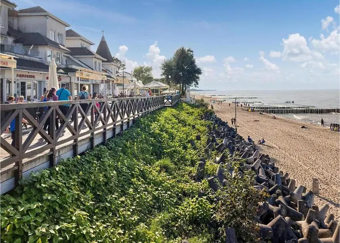 Sea View In With Balcony Vakantiehuis Mielno (Koszalin)